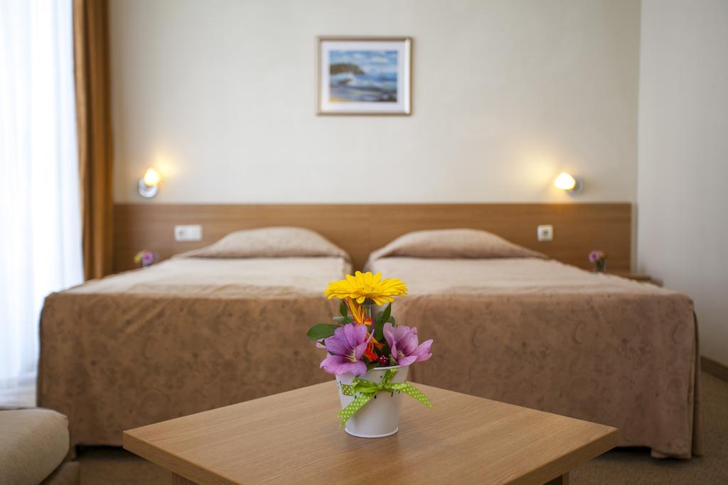 Melsa Coop Hotel 内塞伯尔 客房 照片