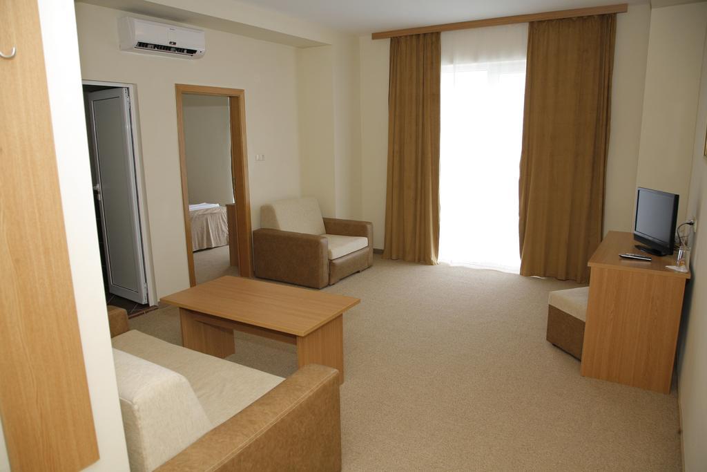 Melsa Coop Hotel 内塞伯尔 客房 照片