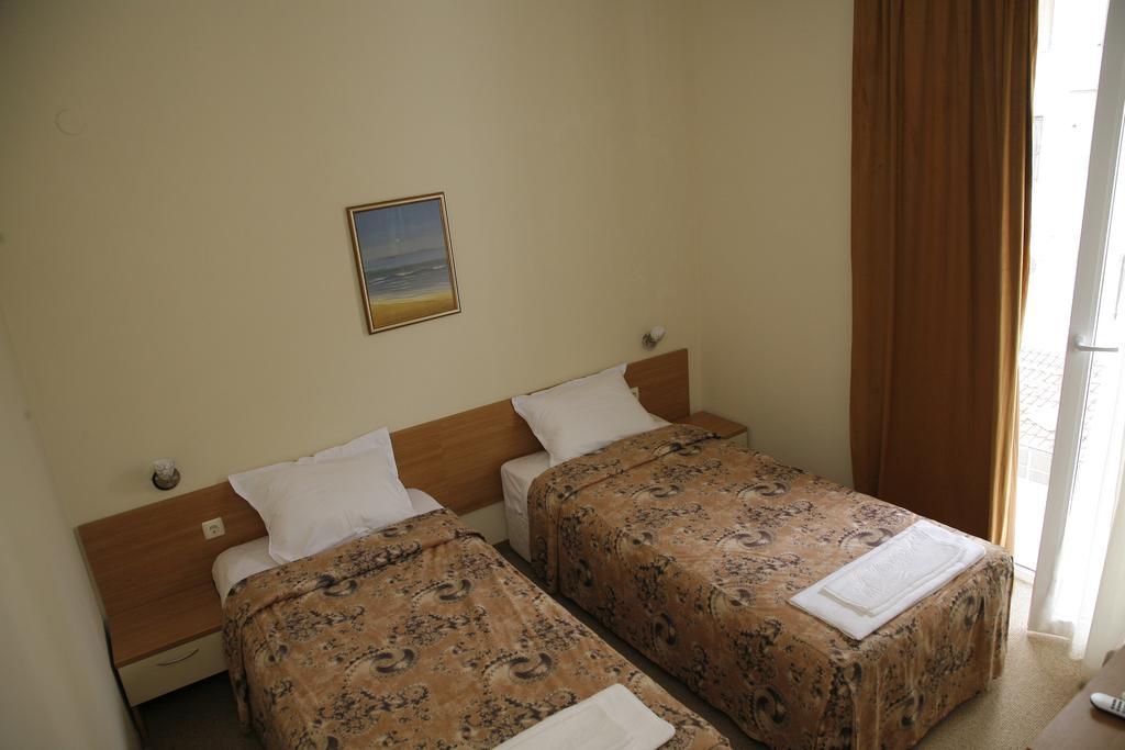 Melsa Coop Hotel 内塞伯尔 外观 照片