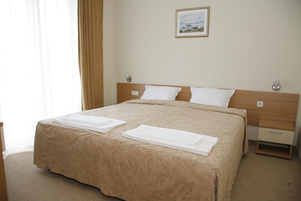 Melsa Coop Hotel 内塞伯尔 外观 照片