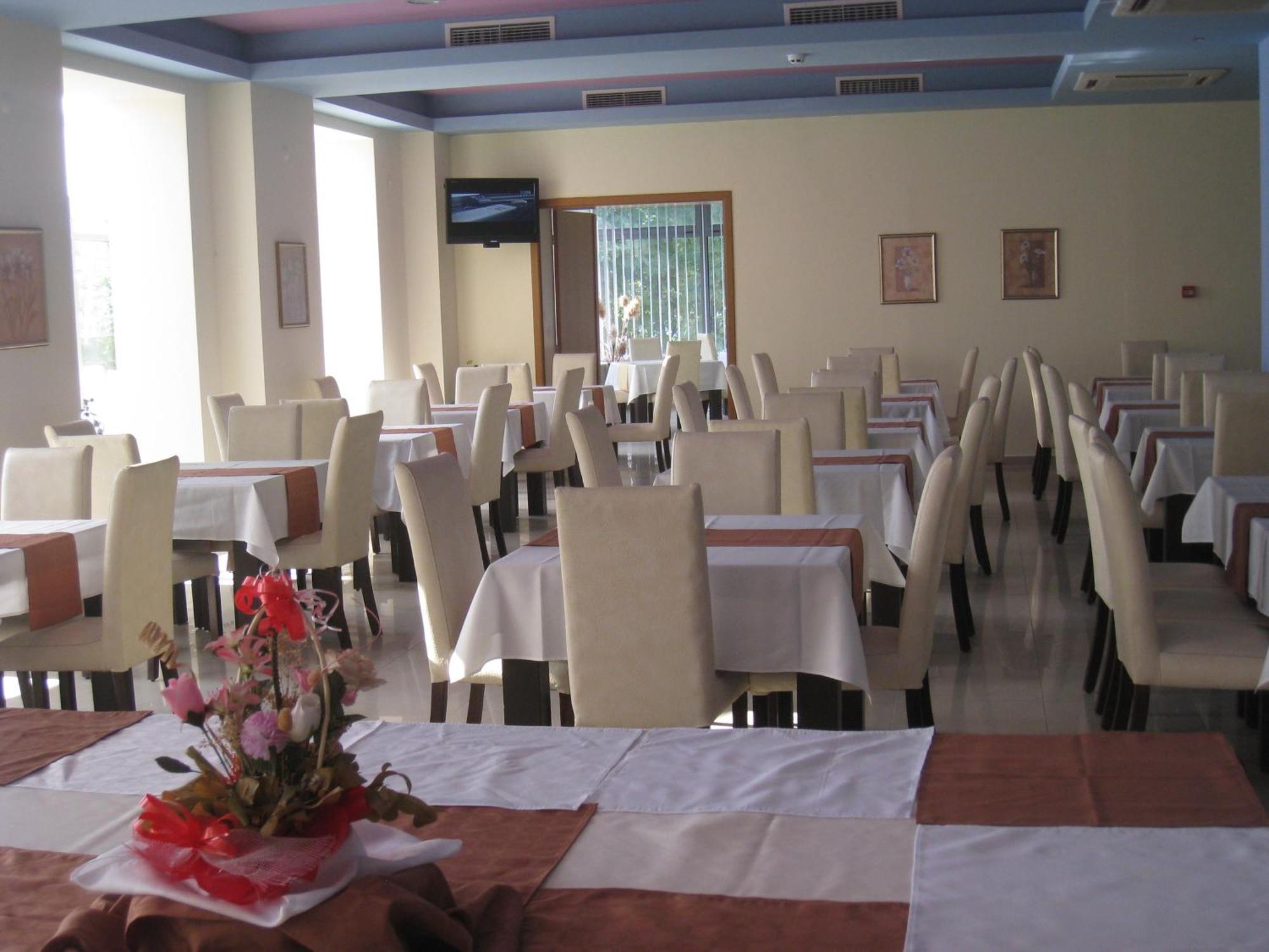 Melsa Coop Hotel 内塞伯尔 外观 照片